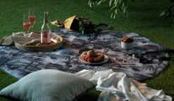 Habitat Palm Print Round Picnic Blanket -Home Sales Store 1181461 R Z003C