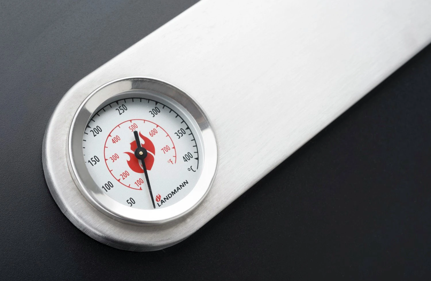 LANDMANN Rexon CooK 4 Burner Gas BBQ - Black 4 LANDMANN Rexon CooK 4 Burner Gas BBQ - Black - Image 2