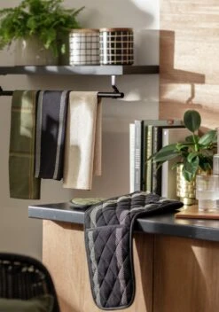 Habitat Woven Check And Stripe Textile Set 8 Habitat Woven Check And Stripe Textile Set -Home Sales Store 1232657 R Z001C