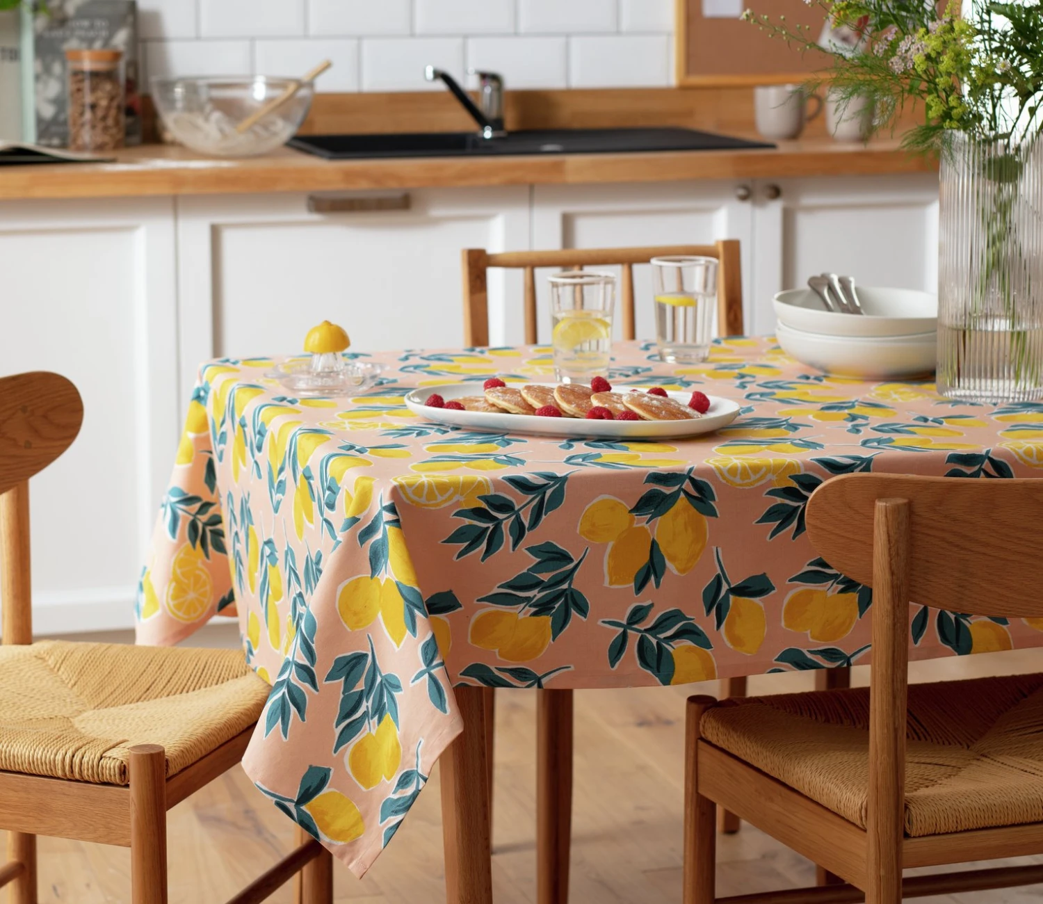 Habitat Lemons Wipe Clean Tablecloth - Multicoloured 4 Habitat Lemons Wipe Clean Tablecloth - Multicoloured - Image 2