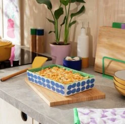 Habitat Emerald Medium Stoneware Roaster -Home Sales Store 1240302 R Z001C