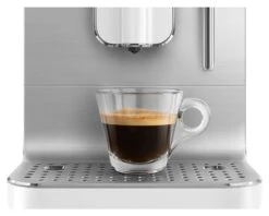 Smeg BCC02 Bean To Cup Coffee Machine - White 25 Smeg BCC02 Bean To Cup Coffee Machine - White -Home Sales Store 1346990 R Z010A