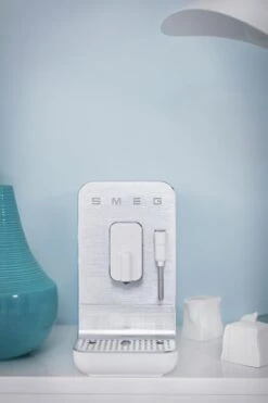 Smeg BCC02 Bean To Cup Coffee Machine - White 27 Smeg BCC02 Bean To Cup Coffee Machine - White -Home Sales Store 1346990 R Z012A