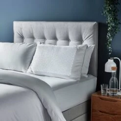 Silentnight Wellbeing Cool Touch Medium Pillow -Home Sales Store 1348888 R Z003A