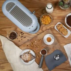 Smeg ECF01PBUK 50's Style Retro Espresso Coffee Machine 11 Smeg ECF01PBUK 50's Style Retro Espresso Coffee Machine -Home Sales Store 3033854 R Z005A