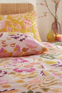 Furn Protea Abstract Floral Pink Bedding Set - Single 8 Furn Protea Abstract Floral Pink Bedding Set - Single -Home Sales Store 3066577 R Z003A