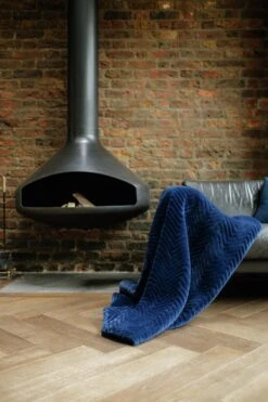 Dreamland Deluxe Velvet Royal Blue Heated Throw - Large -Home Sales Store 3340901 R Z008A