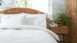 Habitat 180TC Embroidered Bee White Bedding Set - Single -Home Sales Store 3347540 R Z005A