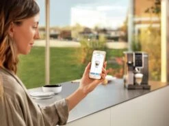 De'Longhi Dinamica Plus Bean To Cup Coffee Machine 21 De'Longhi Dinamica Plus Bean To Cup Coffee Machine -Home Sales Store 4580007 R Z010A