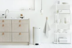 Brabantia 30 Litre Newlcon Pedal Bin - White -Home Sales Store 6214584 R Z005A