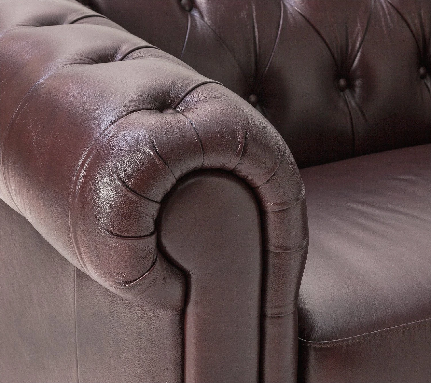 Habitat Chesterfield Leather 3 Seater Sofa - Chocolate 10 Habitat Chesterfield Leather 3 Seater Sofa - Chocolate - Image 8