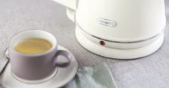 De'Longhi KBX3016.BG Argento Flora Kettle - Beige -Home Sales Store 7453454 R Z006A