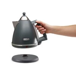 De'Longhi KBX3016.GY Argento Silva Kettle - Grey -Home Sales Store 7516700 R Z003A