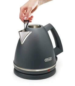 De'Longhi KBX3016.GY Argento Silva Kettle - Grey -Home Sales Store 7516700 R Z004A