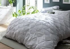 Habitat Hadley Pintuck White Bedding Set - Double -Home Sales Store 8108612 R Z004A
