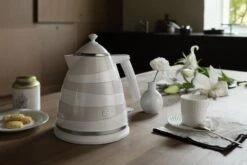 De'Longhi KBAC3001.W Avvolta Kettle - White & Grey -Home Sales Store 8687463 R Z007A