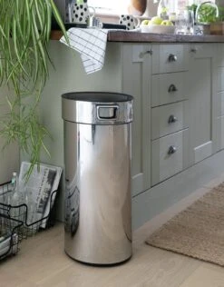 Habitat 30 Litre Round Touch Op Bin - Silver -Home Sales Store 9211254 R Z001C