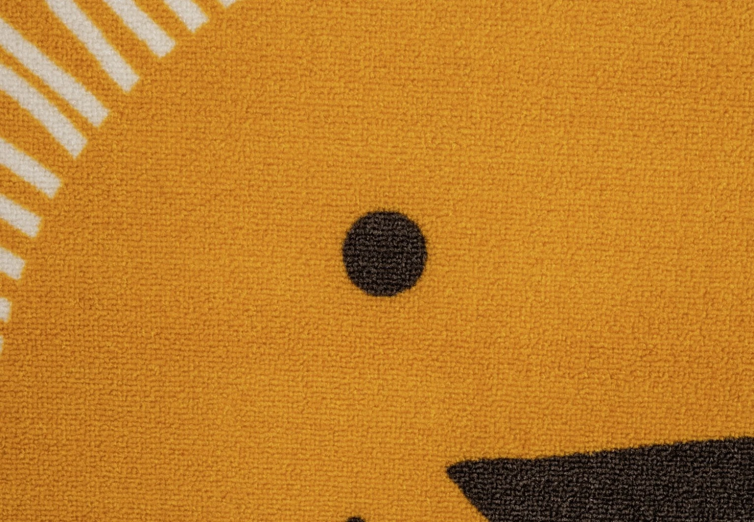 Habitat Kids Lion Face Circle Rug - Yellow - 100x100cm 5 Habitat Kids Lion Face Circle Rug - Yellow - 100x100cm - Image 3