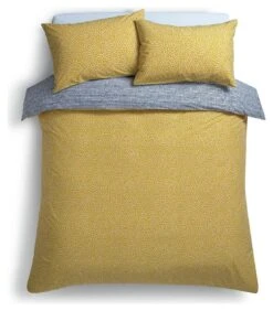 Habitat Betsy Yellow & White Reversible Bedding Set - Single -Home Sales Store 9378623 R Z002A