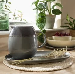 Habitat Evora Stoneware Jug - Green -Home Sales Store 9381328 R Z001C