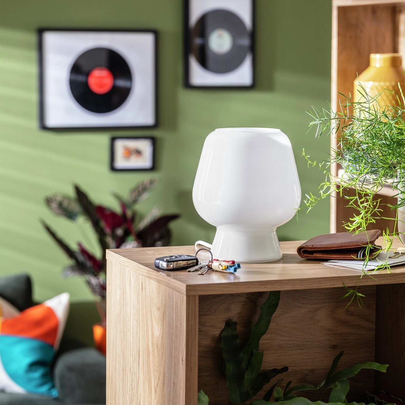 Habitat Lucetta Glass Table Lamp - White 3 Habitat Lucetta Glass Table Lamp - White