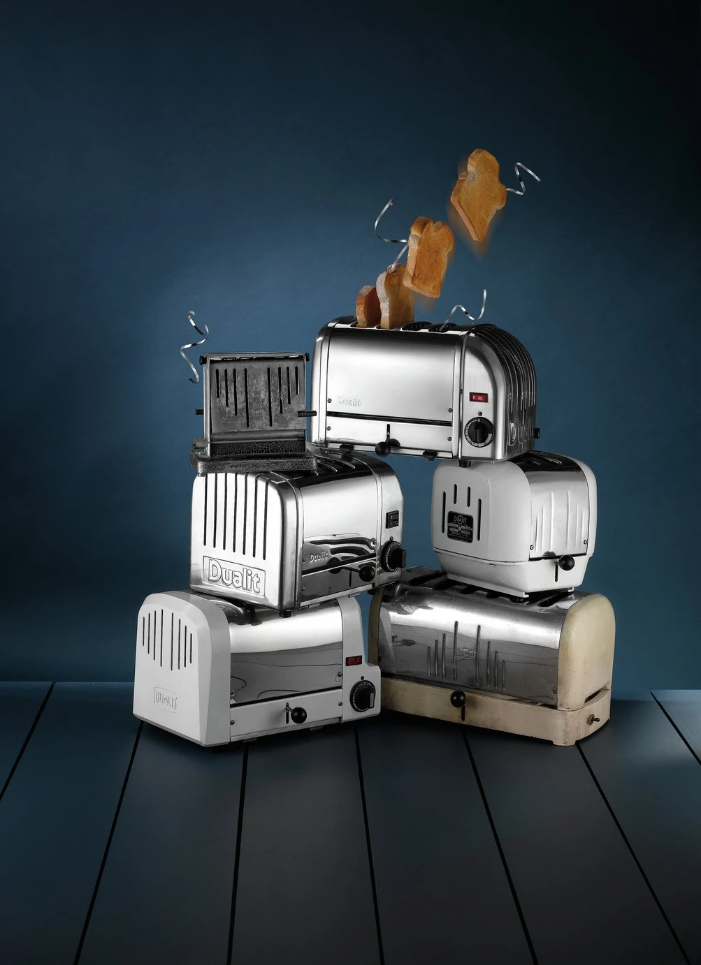 Dualit 40352 Classic 4 Slice Toaster - Stainless Steel 9 Dualit 40352 Classic 4 Slice Toaster - Stainless Steel - Image 7