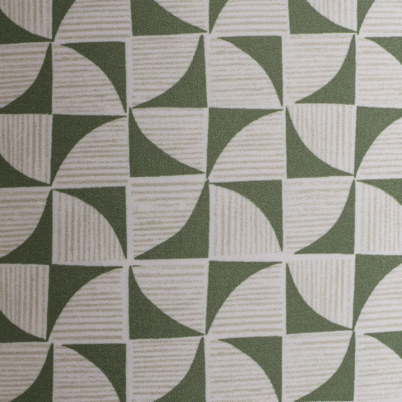 Habitat Cabin Retreat 30cm Block Shade - Green And White 5 Habitat Cabin Retreat 30cm Block Shade - Green And White - Image 3