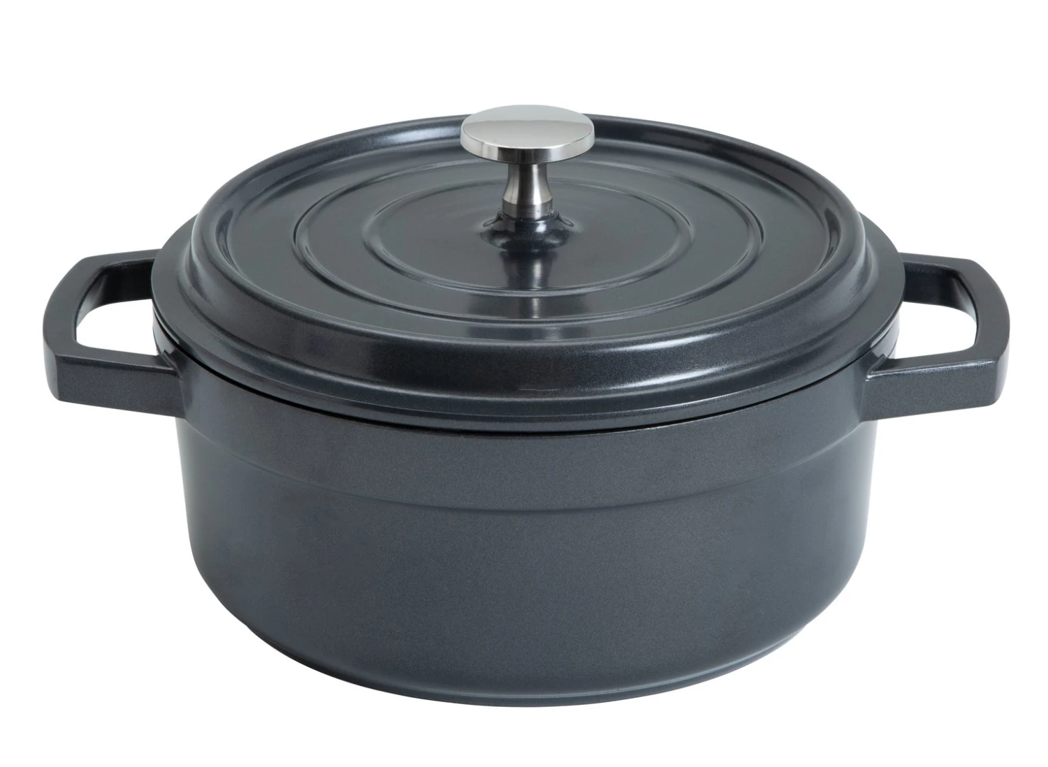 Habitat 2.4 Litre Aluminium Casserole Dish - Black 3 Habitat 2.4 Litre Aluminium Casserole Dish - Black