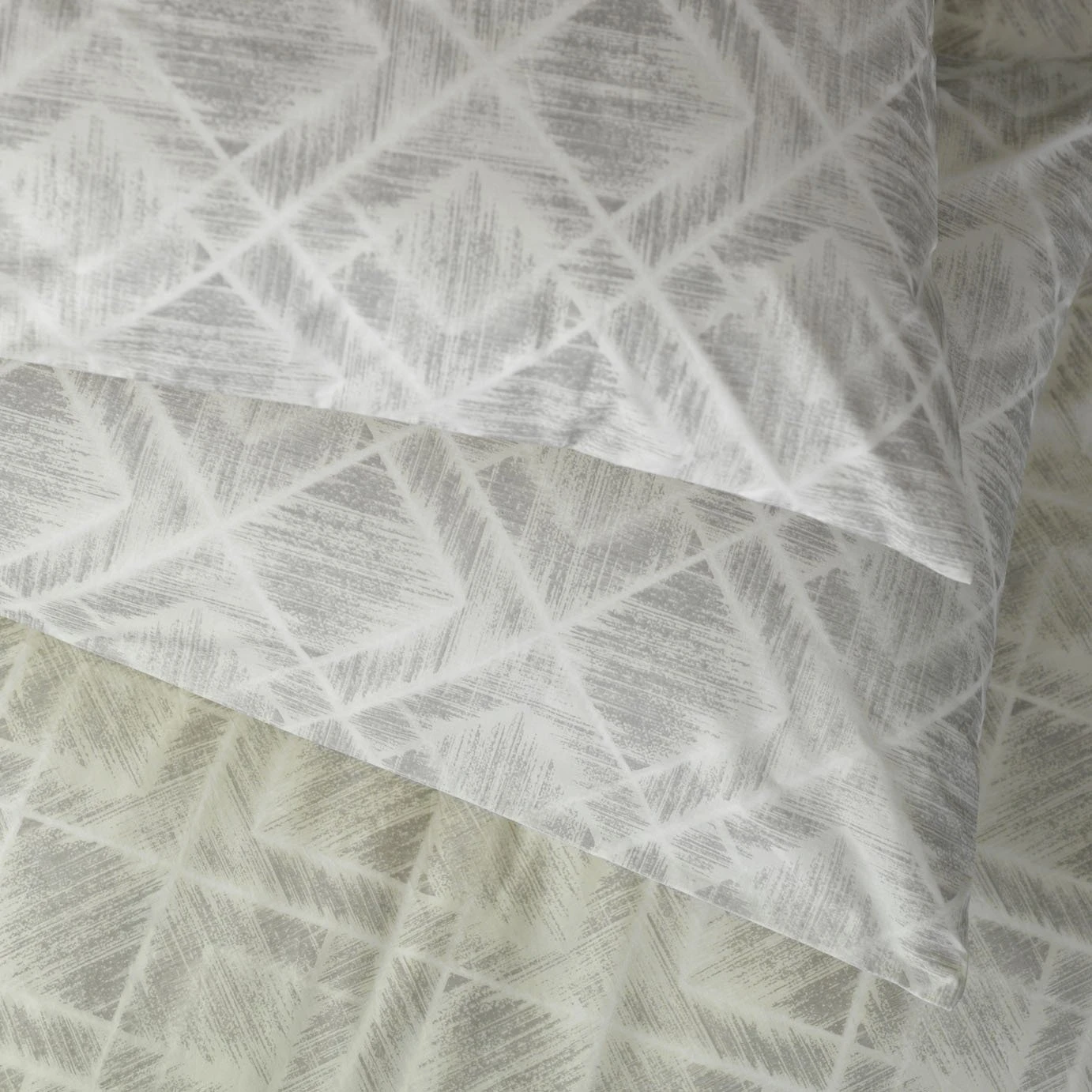 Habitat Cotton 200TC Geo Silver & Cream Bedding Set - Single 6 Habitat Cotton 200TC Geo Silver & Cream Bedding Set - Single - Image 4