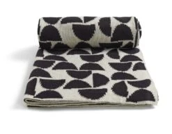 Habitat Geo Woven Throw - Black & White - 120x170cm -Home Sales Store 9646733 R Z002A