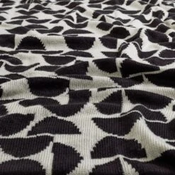Habitat Geo Woven Throw - Black & White - 120x170cm -Home Sales Store 9646733 R Z003A